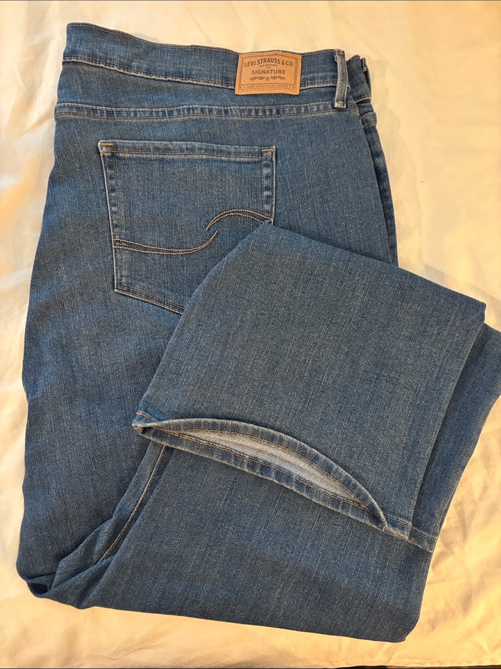 Levi's Women's Medium Blue Bootcut Leg Jeans